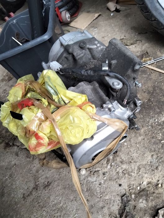 Yamaha yzf r125 dół silnika wał sprzęgło alternator w pełni sprawny