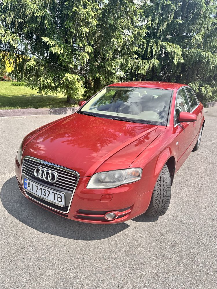 Audi Ауді a4b7 2.0 автомат (не варіатор)