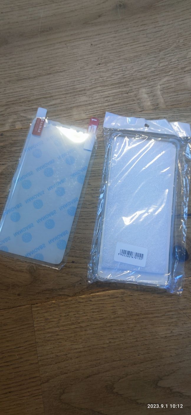 NOWY zestaw: Etui Samsung s 10 + plus (transparentne) i folia ochronna