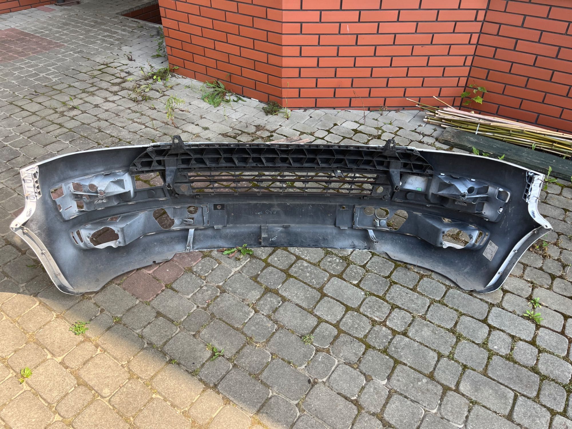 Zderzak przedni VW T5.1 Multivan edition poliftingowy