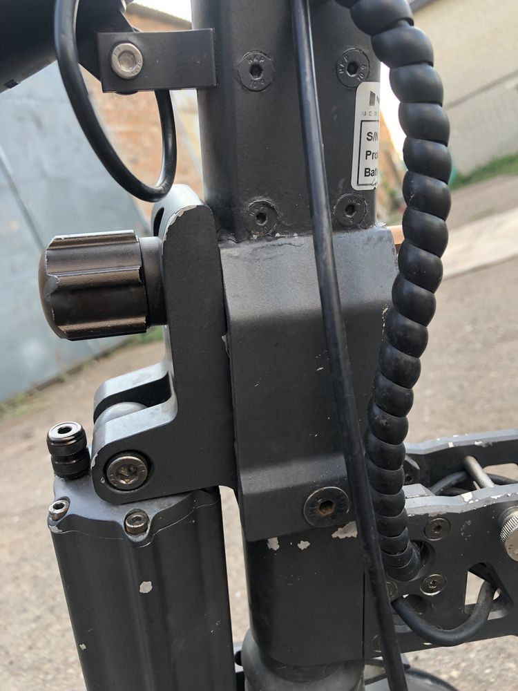 Полноприводный электроскмокат Mercane MX60