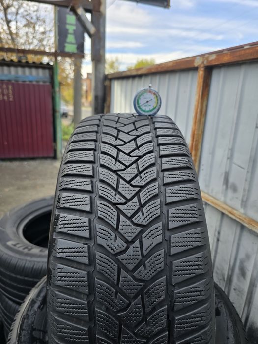Шини 205 55 R16 Dunlop Winter Sport 5