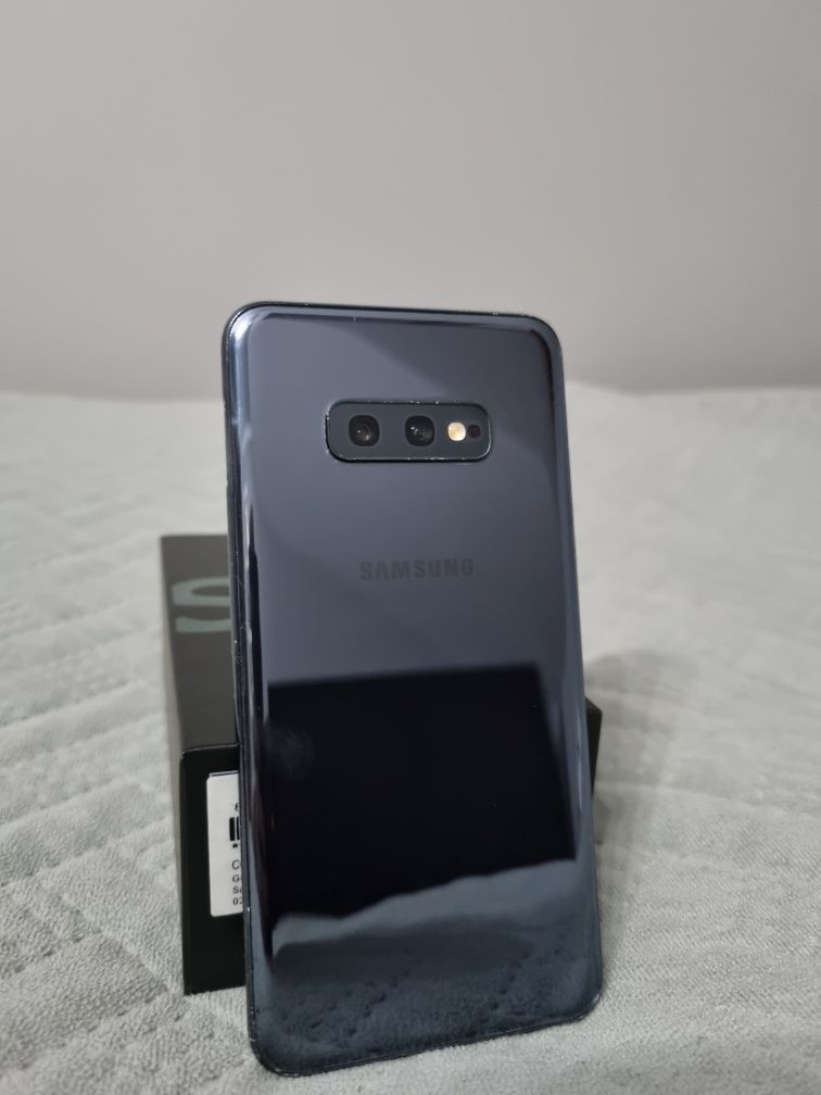 Samsung Galaxy S10e 128gb