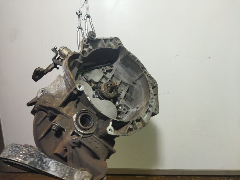 Caixa velocidades Opel Corsa 1.3cdti 6vel