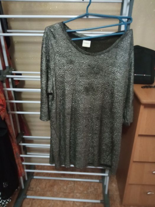Sprzedam,duża srebrna tunike