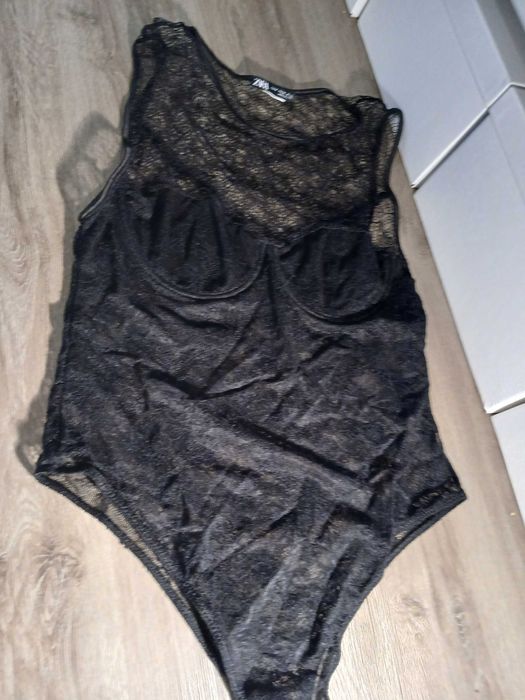 body czarne koronkowe Zara M