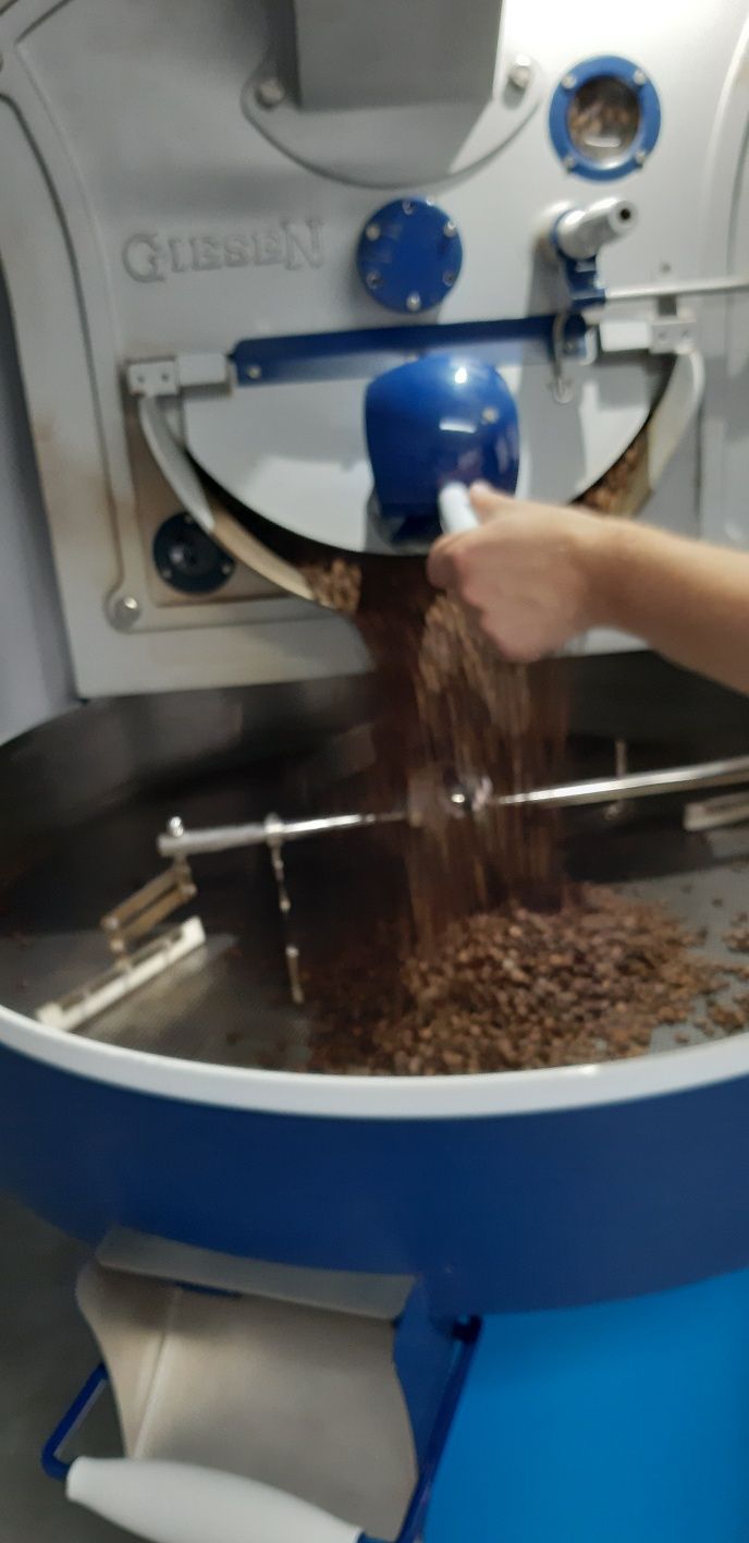 Кава свіжообсмажена, 100% Арабіка в асортименті в зернах