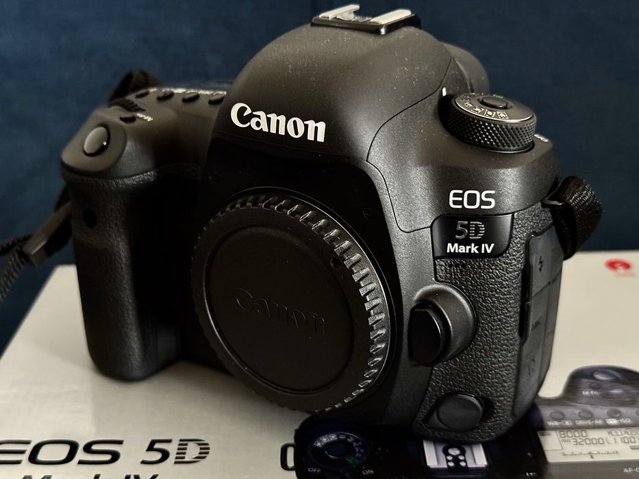 Canon EOS 5D mark IV (5tys zdjęć) + Sigma EX DG 24-70 f2.8