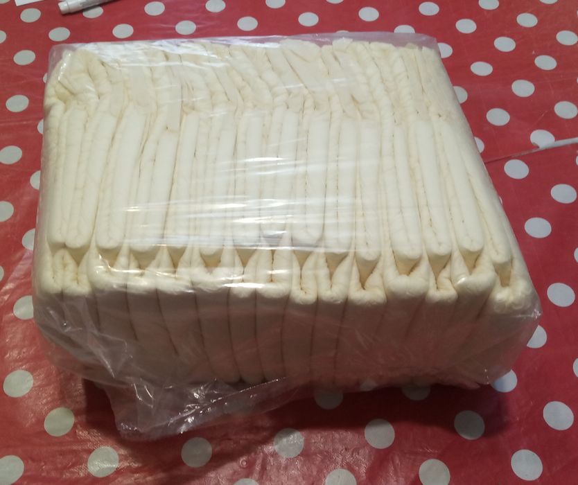 Памперси для врослых, прокладки, пелёнки.