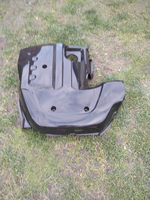 Кришка двигуна Нива-Шевроле