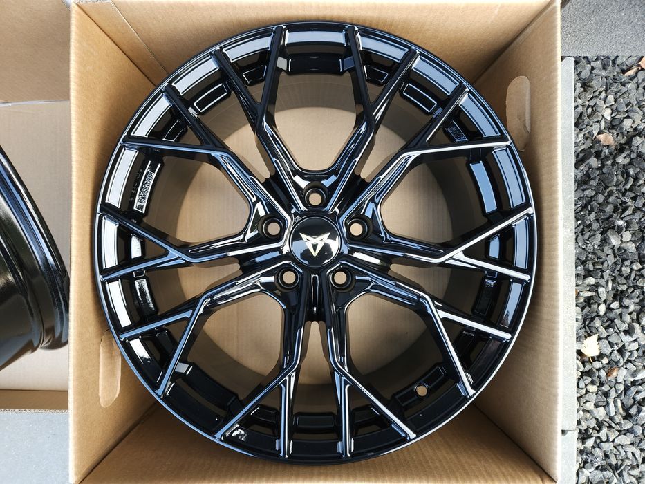 Cupra Formentor 18 " Nowe 5x112 Leon Felgi Czarne Alufelgi ET40