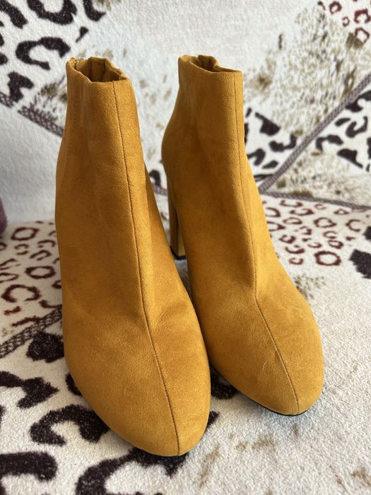 Жіночі  фірмові черевики