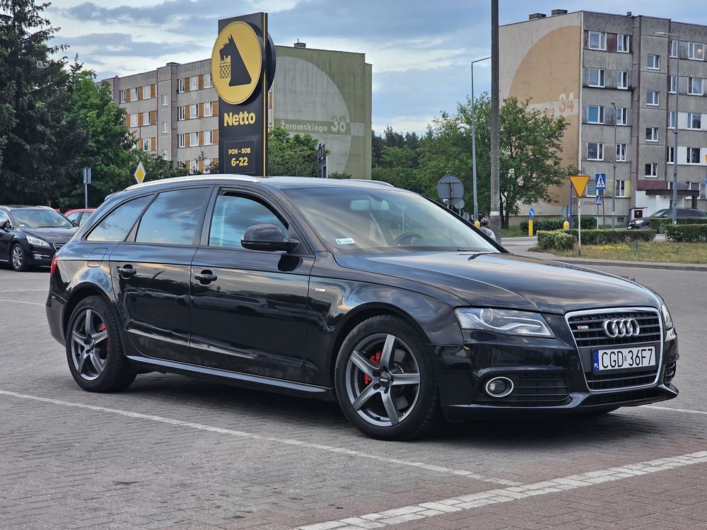Audi A4 B8 S line 2.0 TDI 2009