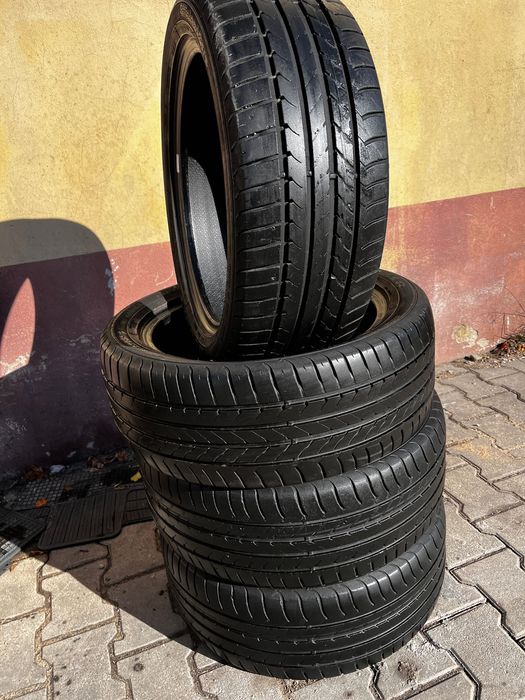 Opony Goodyear 215/50/r17