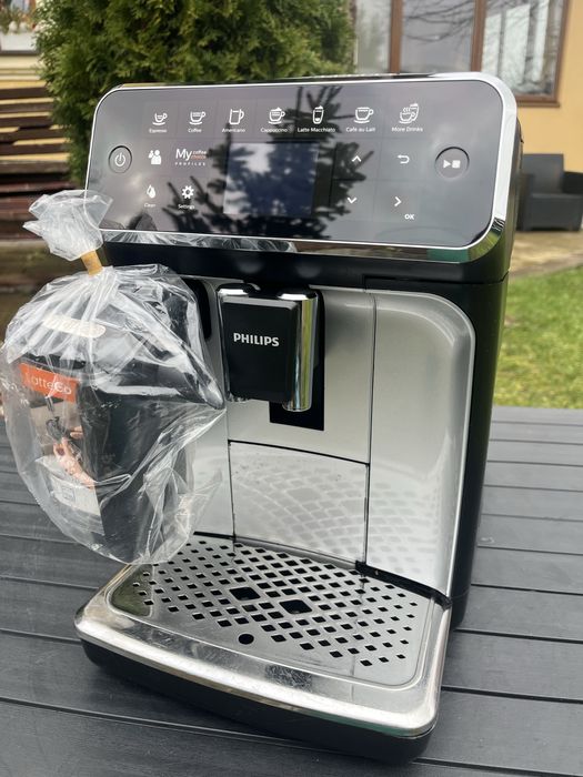 Кавоварка Philips LatteGo з Німеччини в хорошому стані
