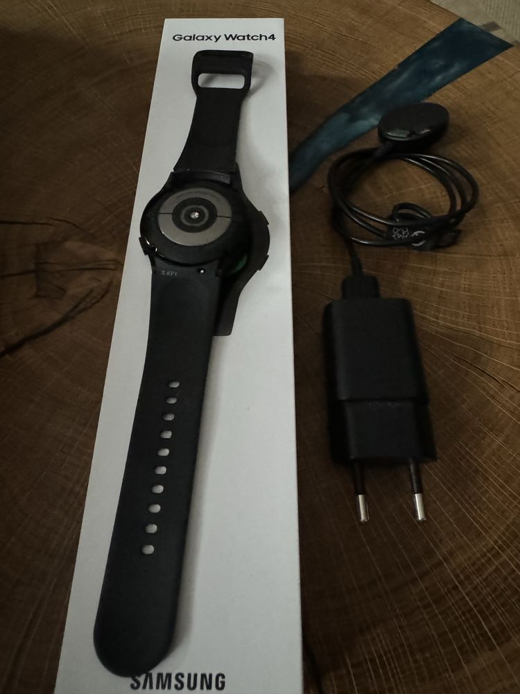 Samsung Galaxy Watch4 SM-R860 40mm BT BK Czarny