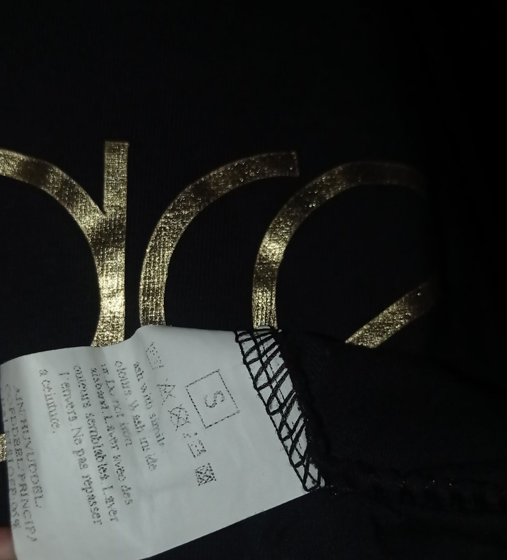 Bluzka na krótki rękaw czarna ze złotym napisem koszulka S Versace