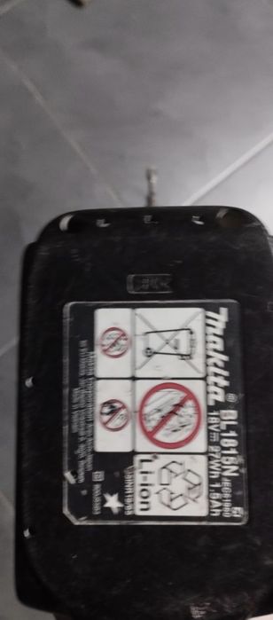 Комплект Макіта (шуруповерти, зарядне, акумулятори)