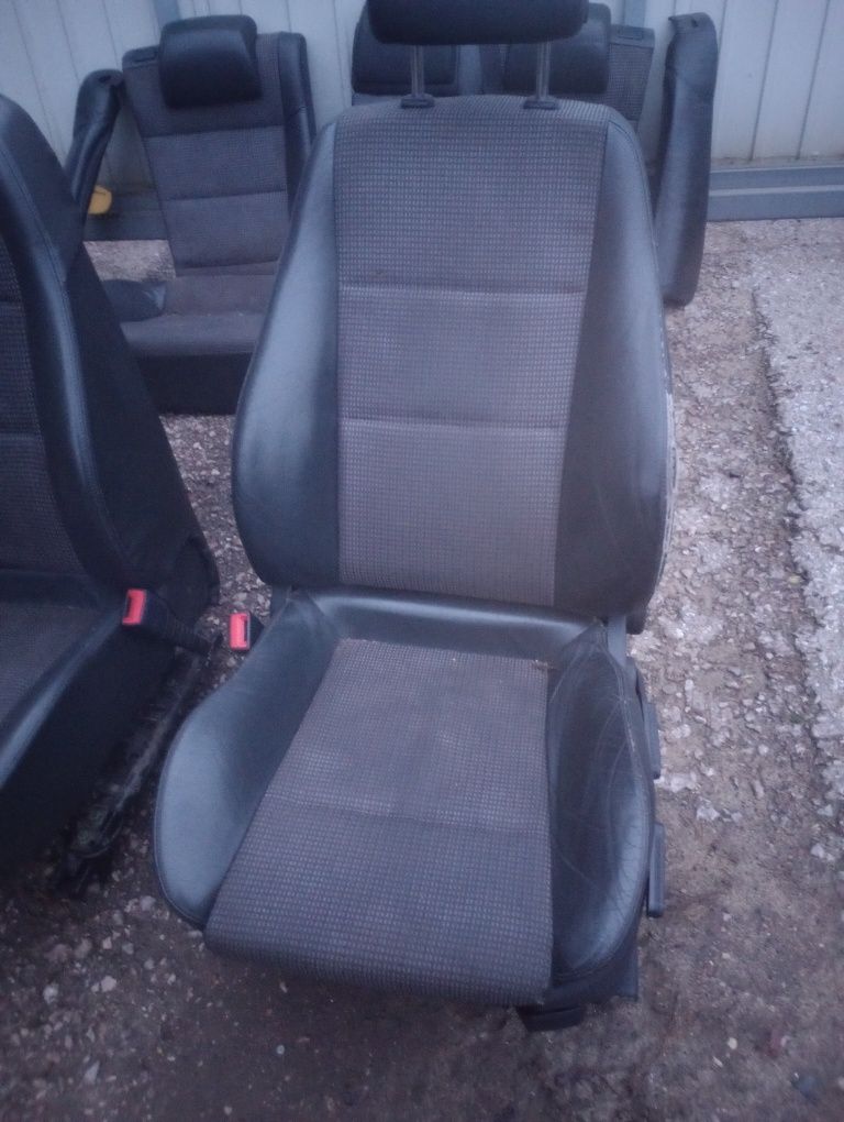 Opel Vectra C fotele HB