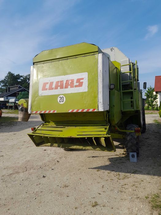 Claas dominator 106