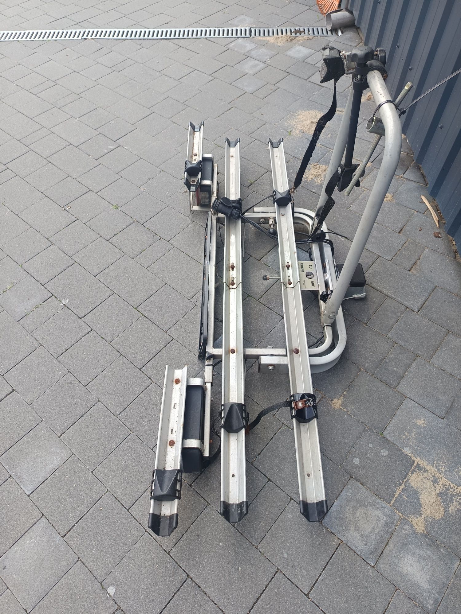 Bagażnik na rowery,nie Thule