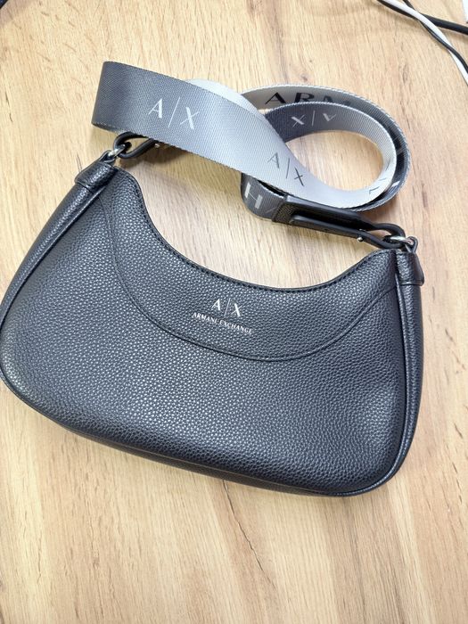 Продам сумку Armani exchange оригинал