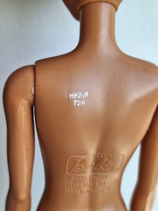 Нова Барбі з гарною посмішкою, нюд, Barbie mattel