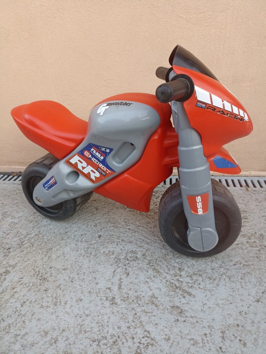 Mota da Toys R' Us