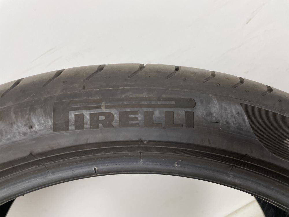 275/35R20 102Y Pirelli P Zero MOE