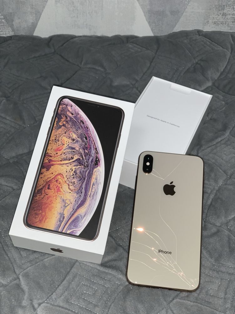 Продам iPhone Xs max (521гб памяти)