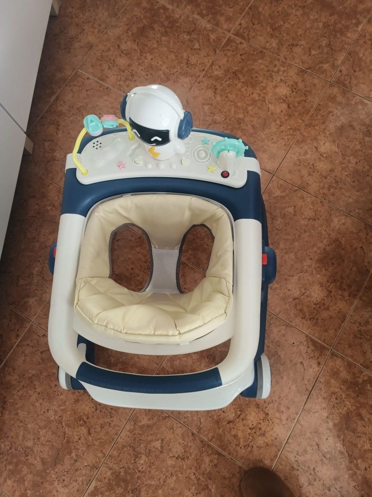 Andador Maxibaby