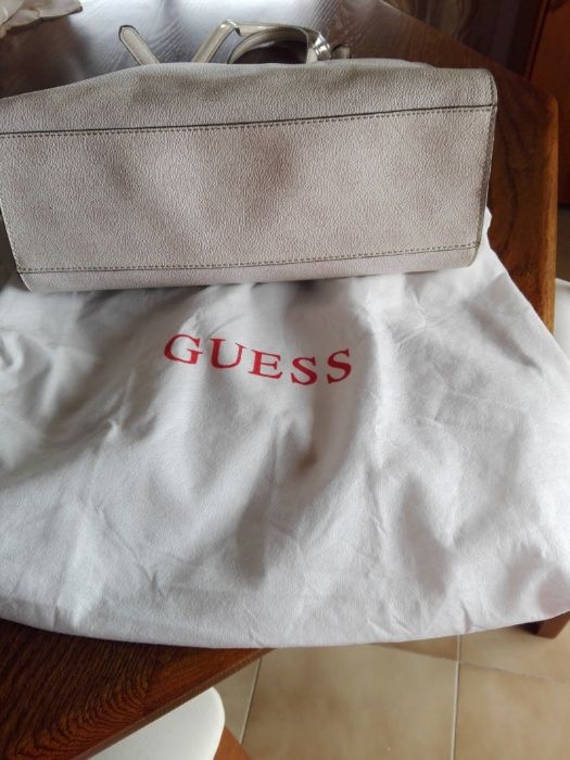 Vendo mala da Guess original