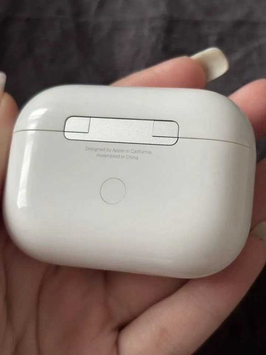 Навушники Apple AirPods Pro