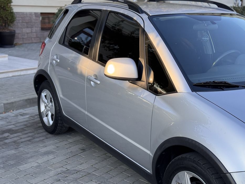 Suzuki SX4 2013 АВТОМАТ полный привод