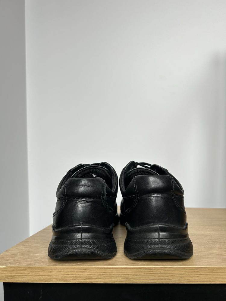 Półbuty Ecco Irving skórzane męskie buty czarne rozmiar 43