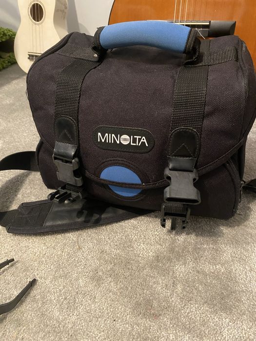 Analog lustrzanka minolta 505si z obiektywem 28-80 f 3.5-5.6