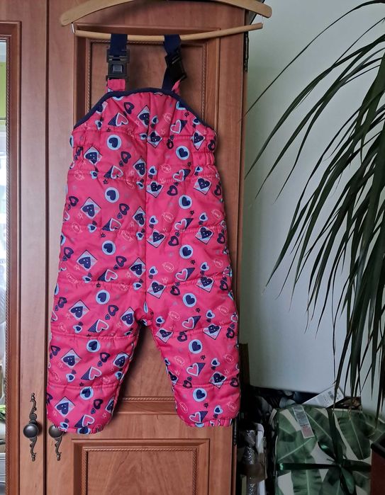 Spodnie narciarskie ocieplane sukienka i zabawki