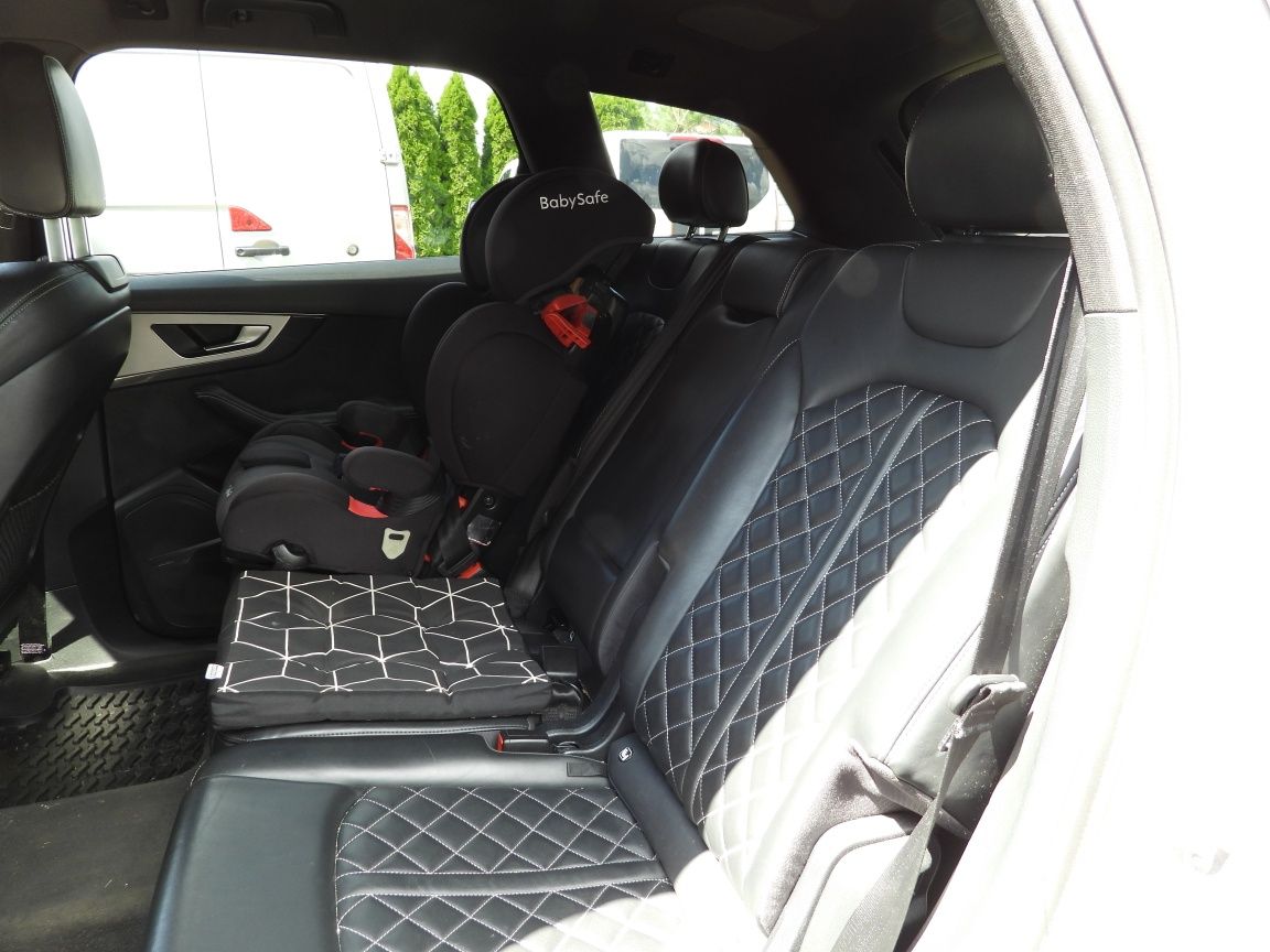Audi Q7  3 x s-line oś skrętna
