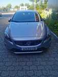 Volvo v40 r design