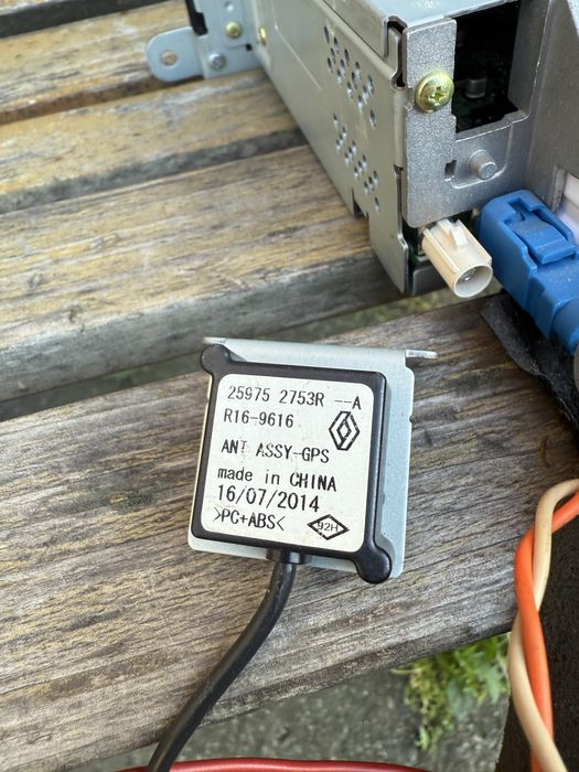 Radio renault LAN5210WR1 dotykowe bt usb