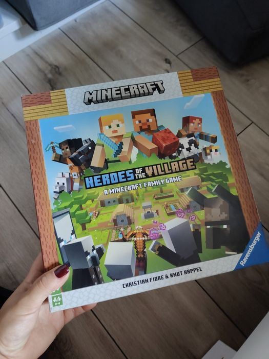 Gra Minecraft Heroes of the village Ravensburger