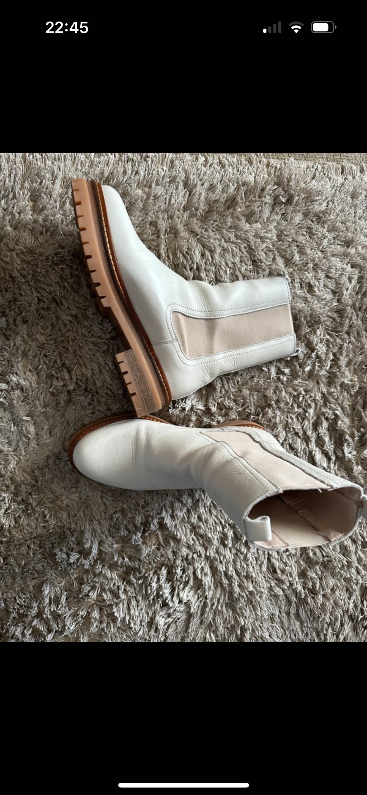 Botas em pele como novas