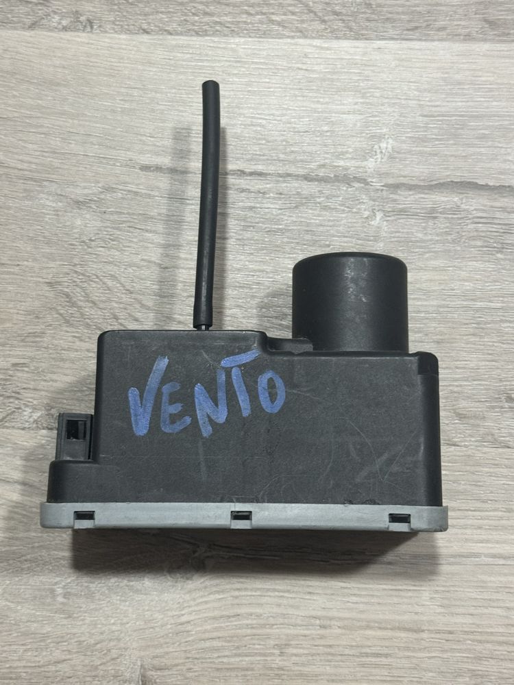 Motor vacuo fecho central golf 3