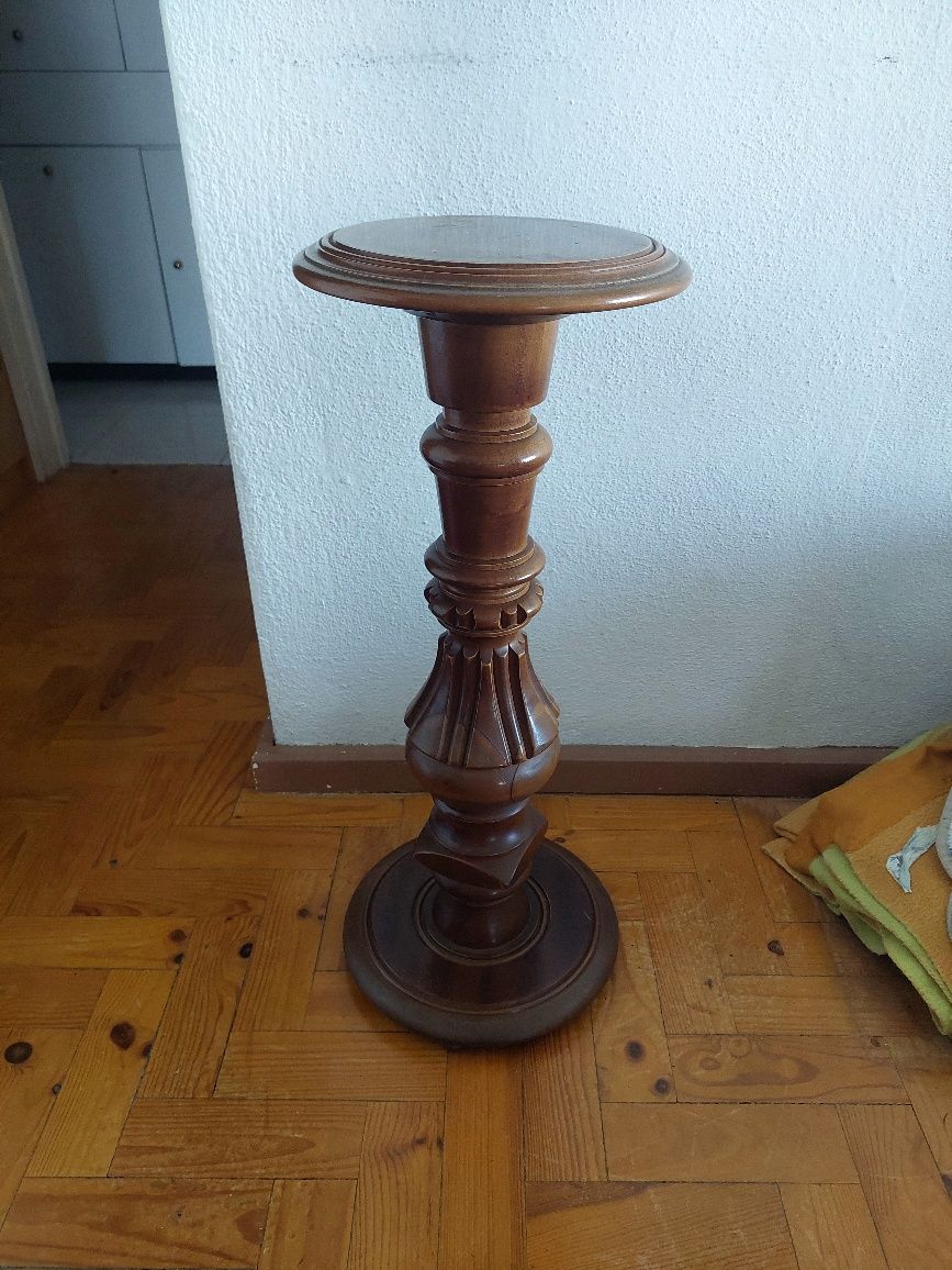 Coluna de sala ,mais candeeiro em bom estad