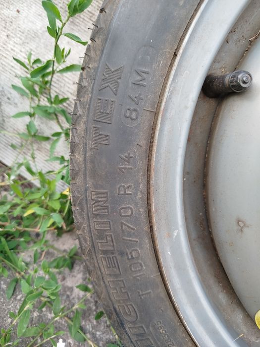 Продаю запаску на авто