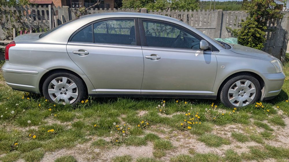 Toyota Avensis Terra 2003 uszkodzona  skrzynia biegów