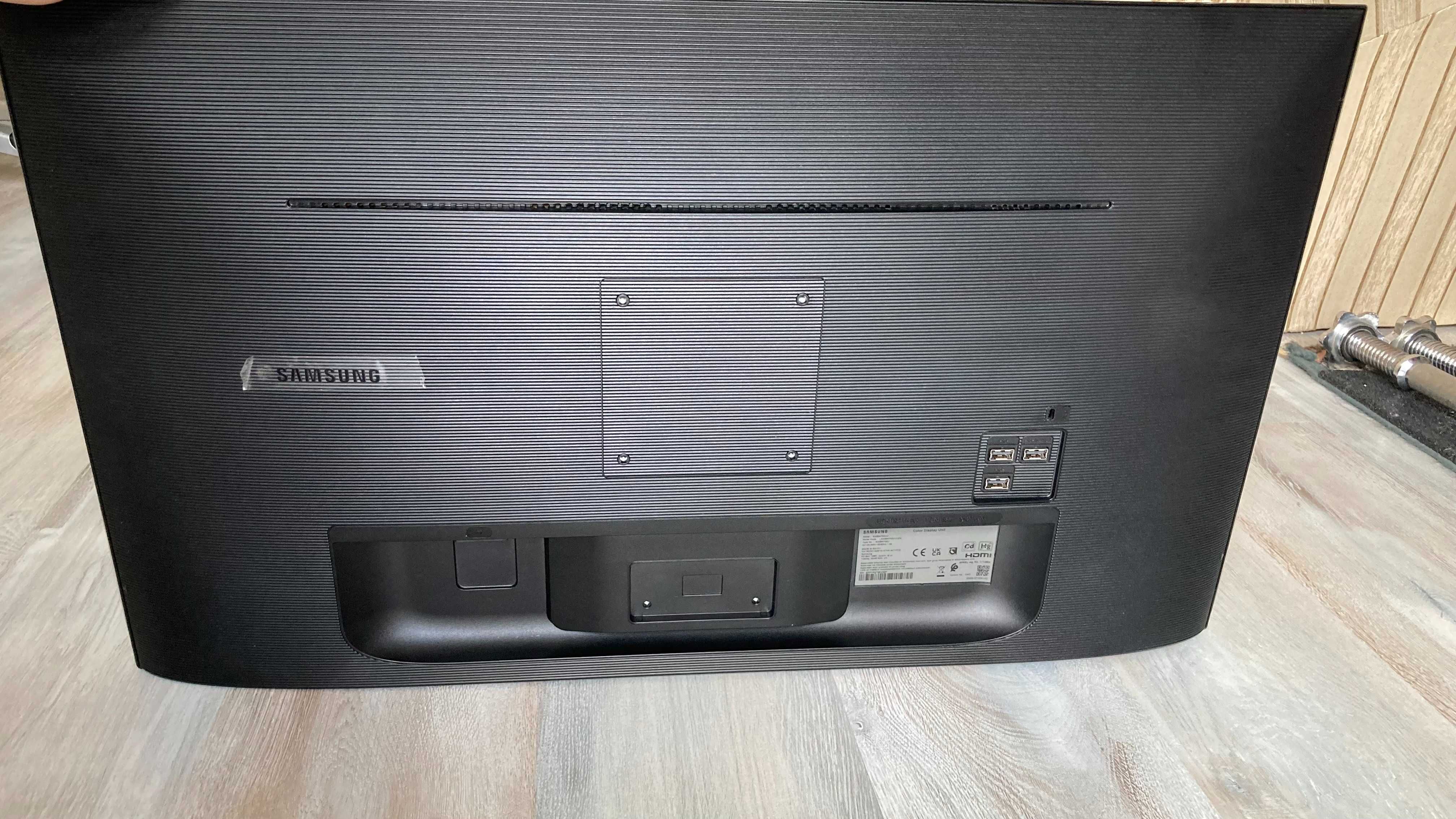 Телевізор / смарт монітор LED SAMSUNG 32 LS32BM7000UUXEN SMART M7 4K