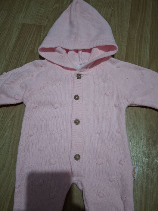 Комбинезон вязаный на 3-5 месяцев