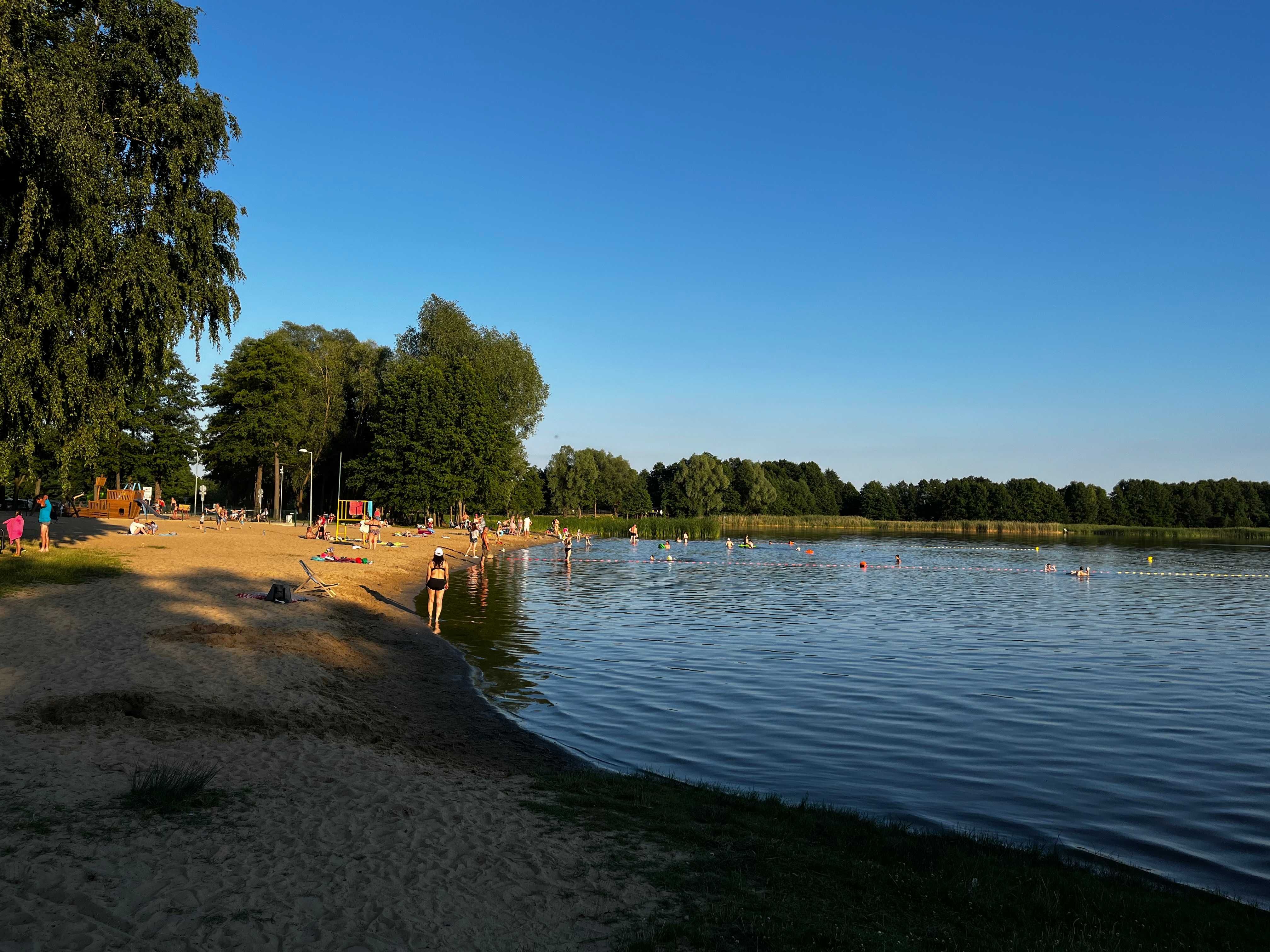 Domek w Sosenkach z własnym Jakuzzi  nad jeziorem