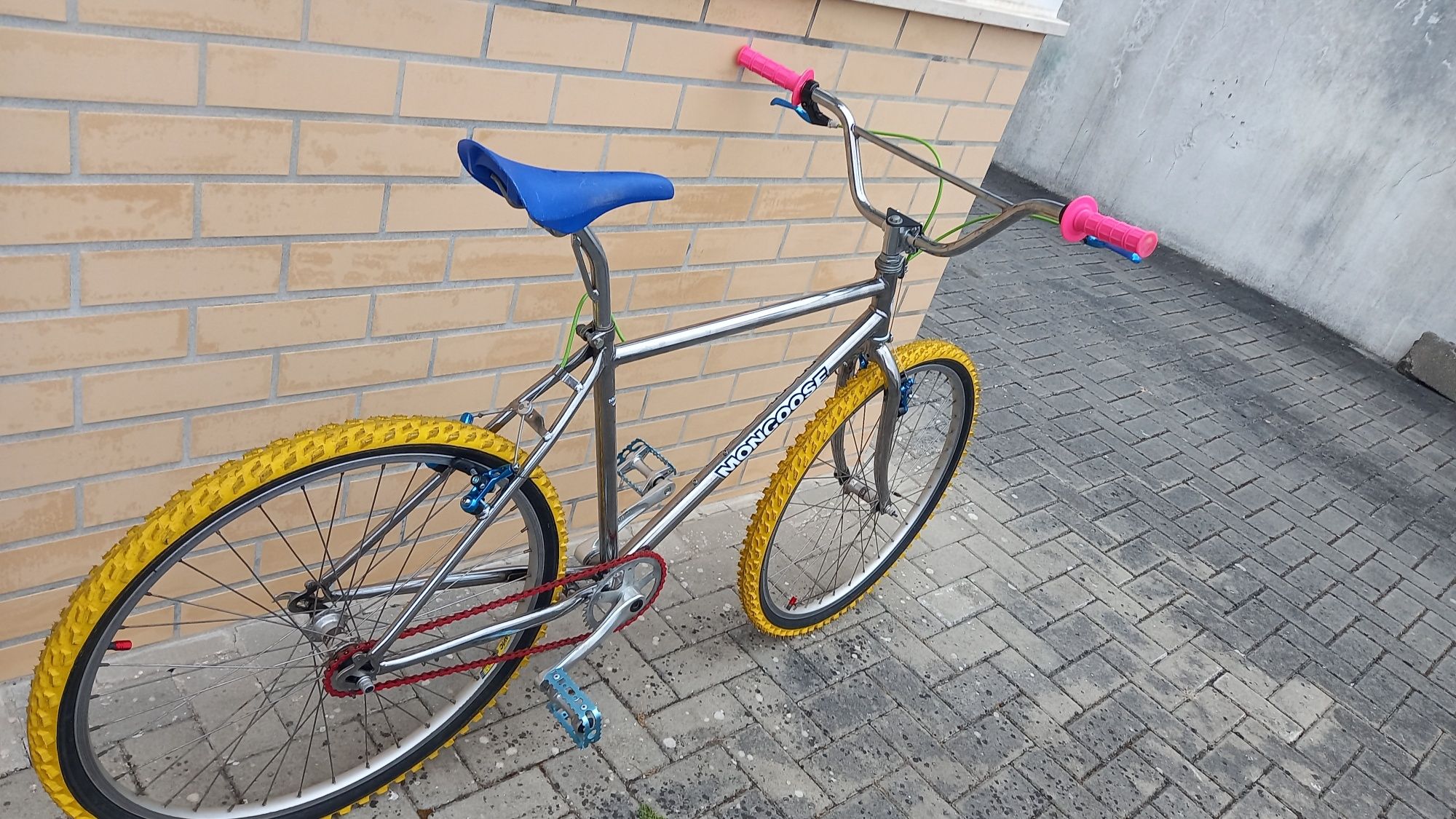 Bicicleta cromada roda 26